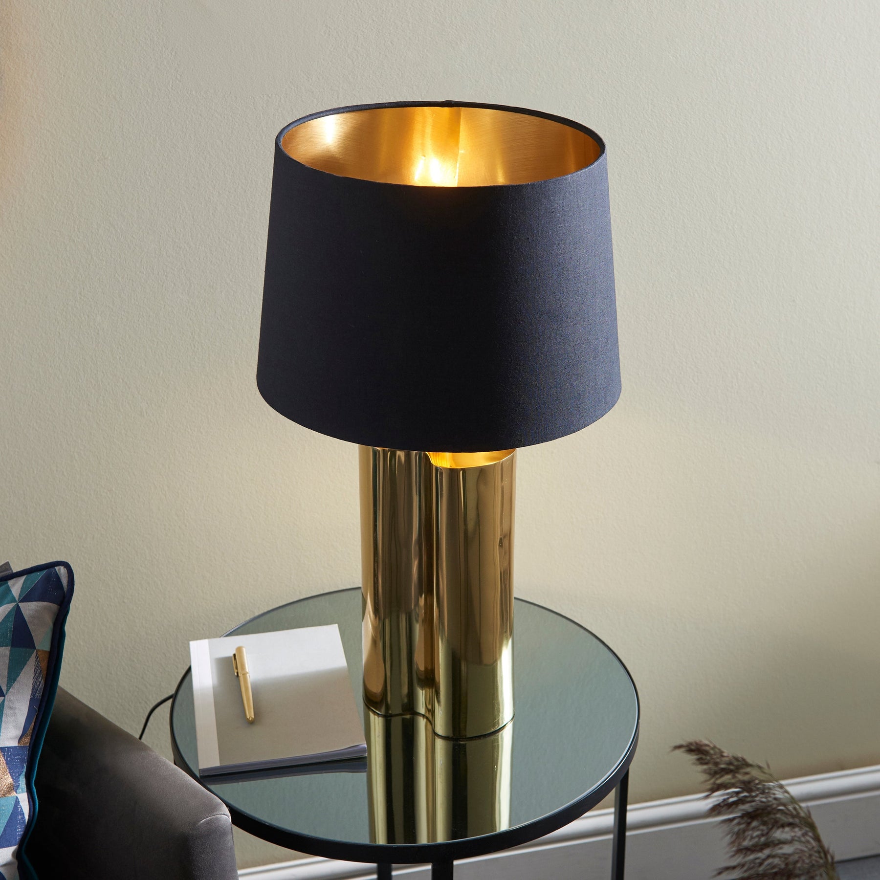 Calan Table Lamp